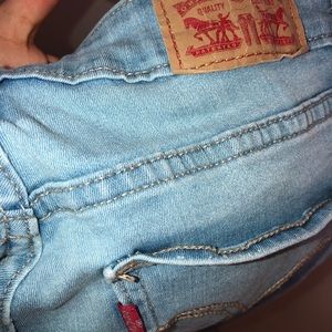 Levis jeans